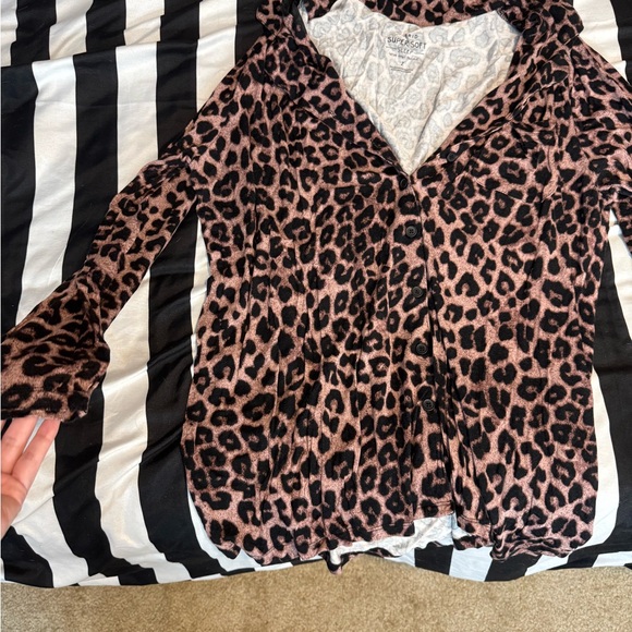 Torrid leopard super soft pajama set - Picture 2 of 6